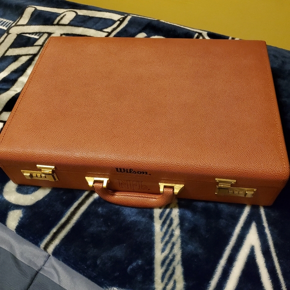RARE GENUINE NFL BRIEFCASE - Picture 2 of 9